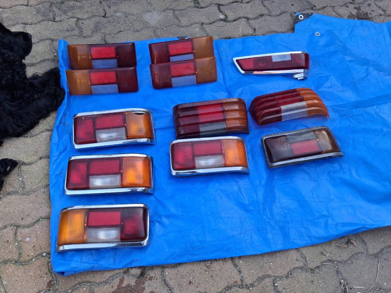 LOT DE FEUX ARRIERES MERCEDES 250 CE LesAnciennes.com