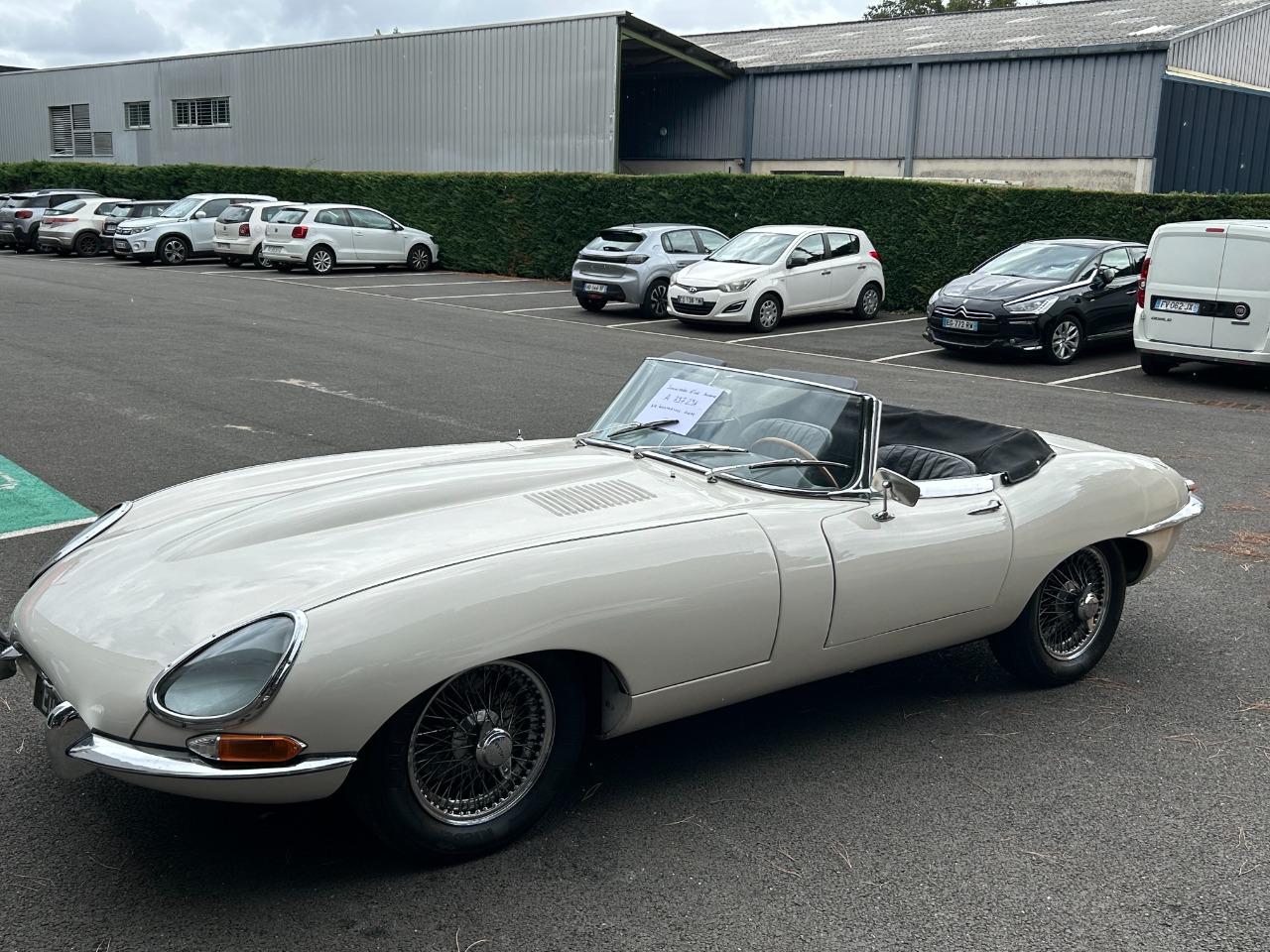 JAGUAR Type E Cab serie 1 - 1965 LesAnciennes.com