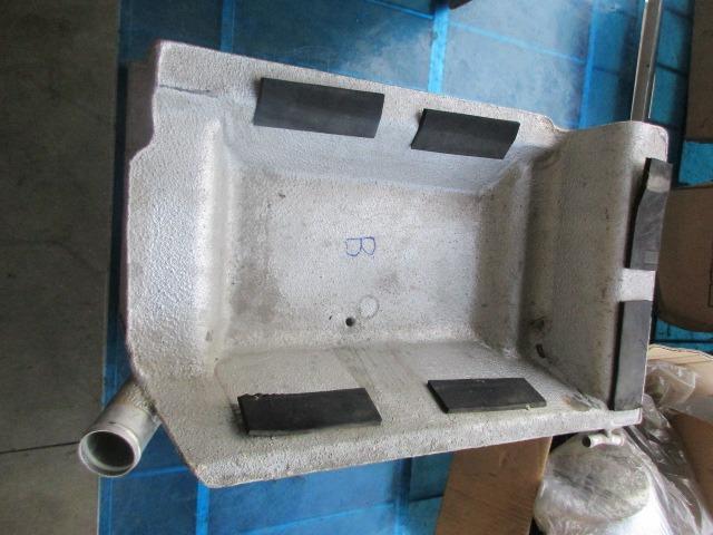 Réservoir carburant gauche Ferrari Mondial 3.2 Qv LesAnciennes.com