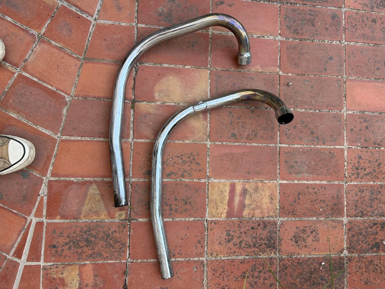 Collecteur echappement TRIUMPH Bonneville T140 LesAnciennes.com