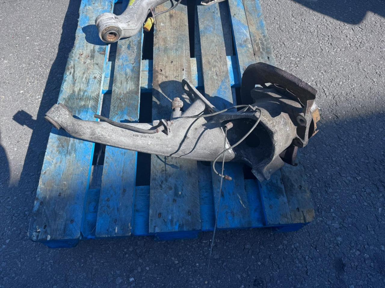 Bras suspension PORSCHE 911 930 LesAnciennes.com