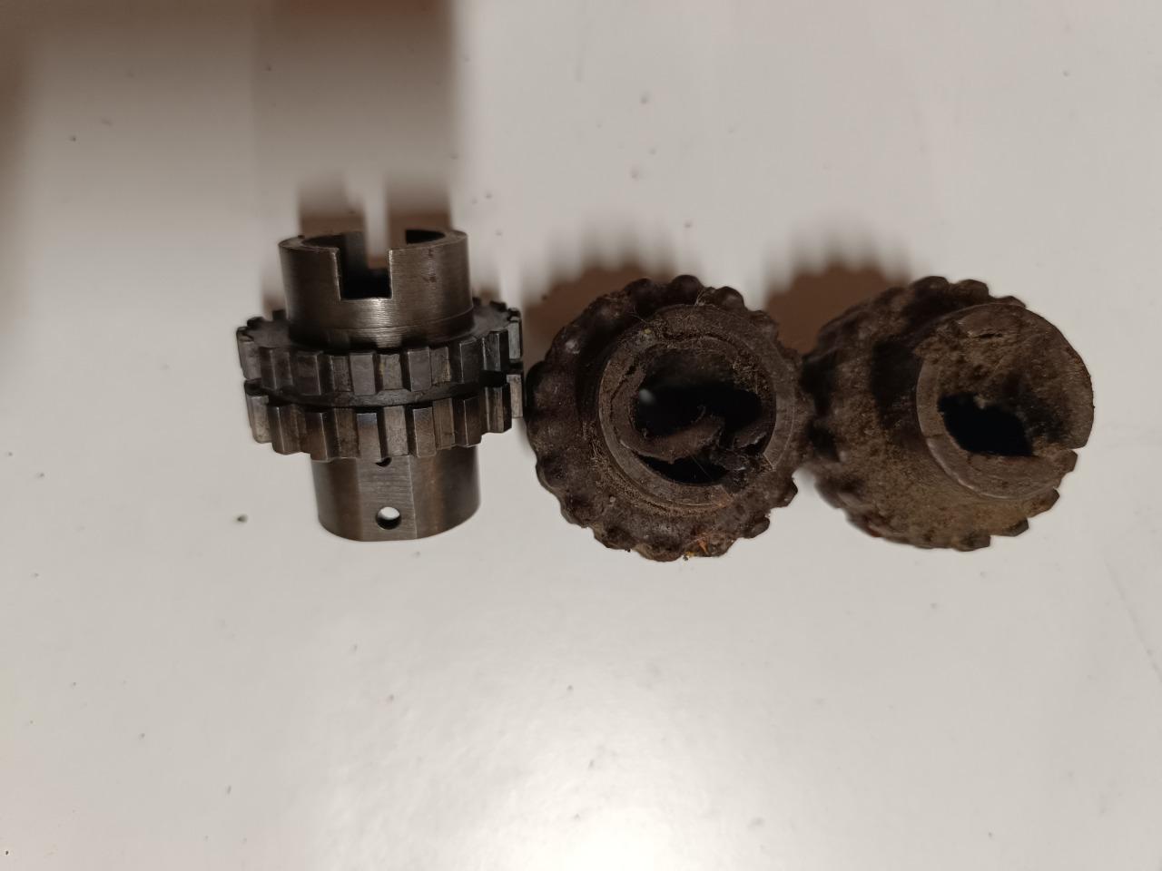 Clabot prise directe LesAnciennes.com