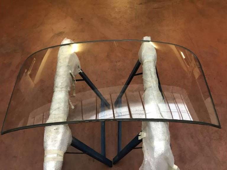 Vitre FERRARI 330 GT 2+2 LesAnciennes.com