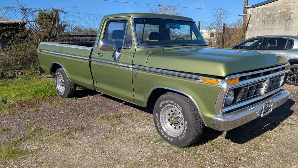 FORD F100 Pick up - 1976 LesAnciennes.com