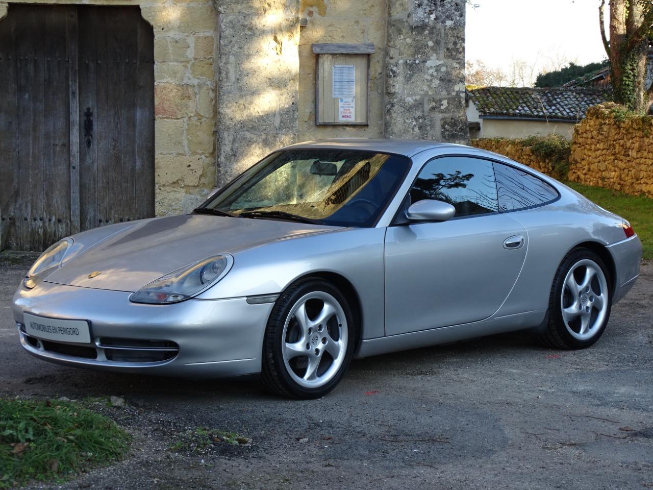PORSCHE 911 996 Carrera 3.4 - 2000 LesAnciennes.com