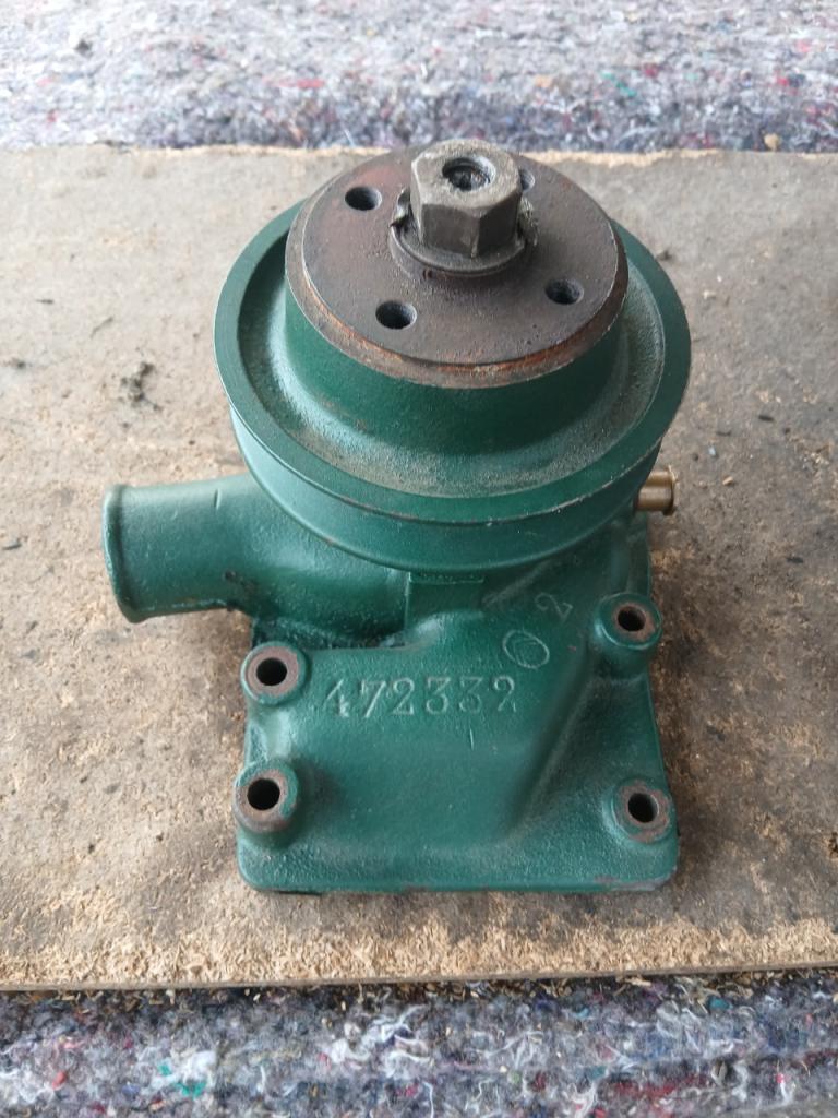 Pompe à eau CITROEN Rosalie LesAnciennes.com