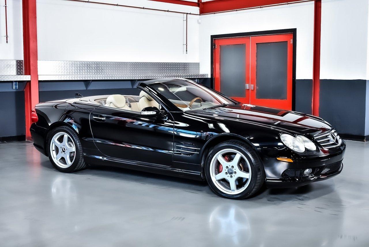 2003 Mercedes-Benz SL500 Convertible (R230) LesAnciennes.com