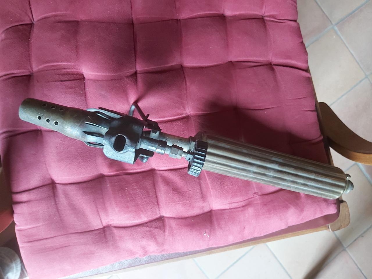 Chalumeau zingueur Sievert 1930 déco LesAnciennes.com