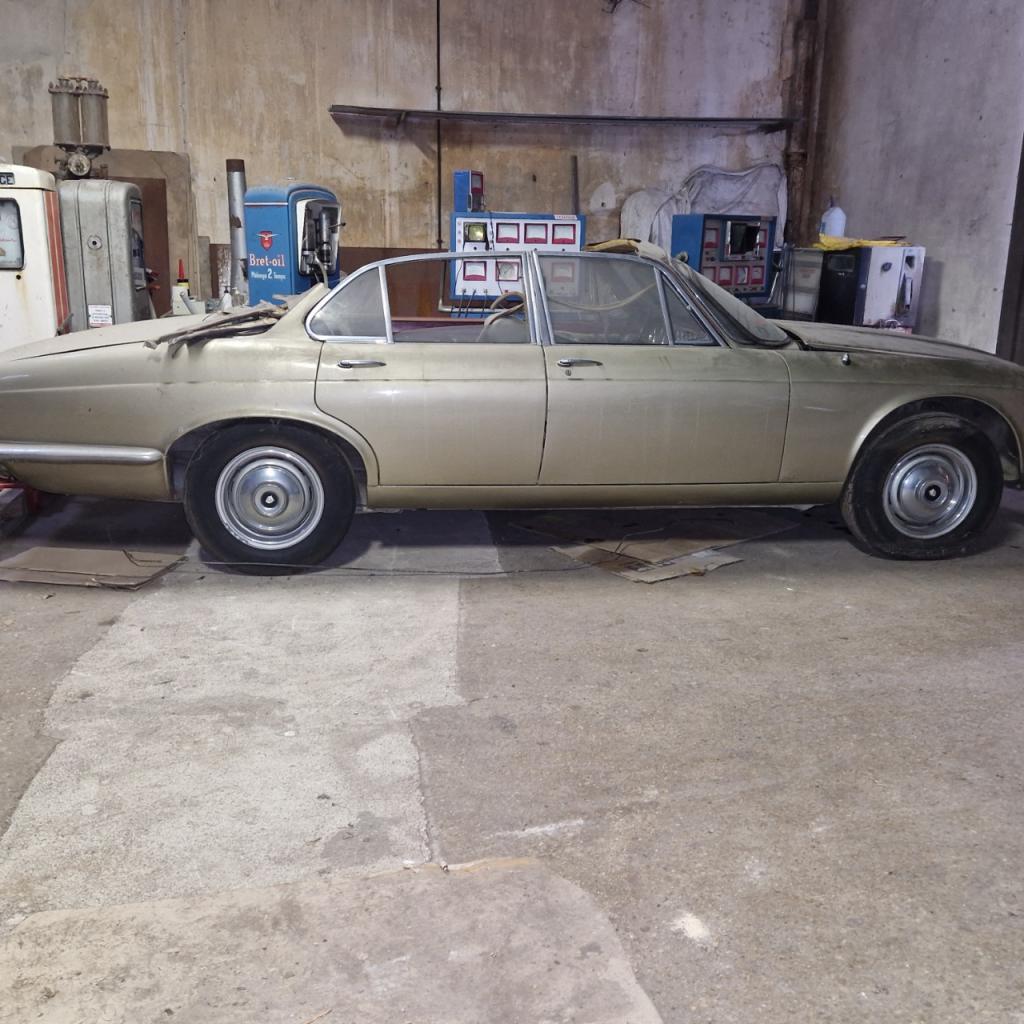 JAGUAR XJ6 conduite intérieure - 1969 LesAnciennes.com