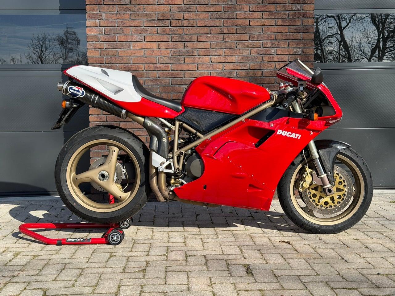 1998 Ducati 916 SPS LesAnciennes.com