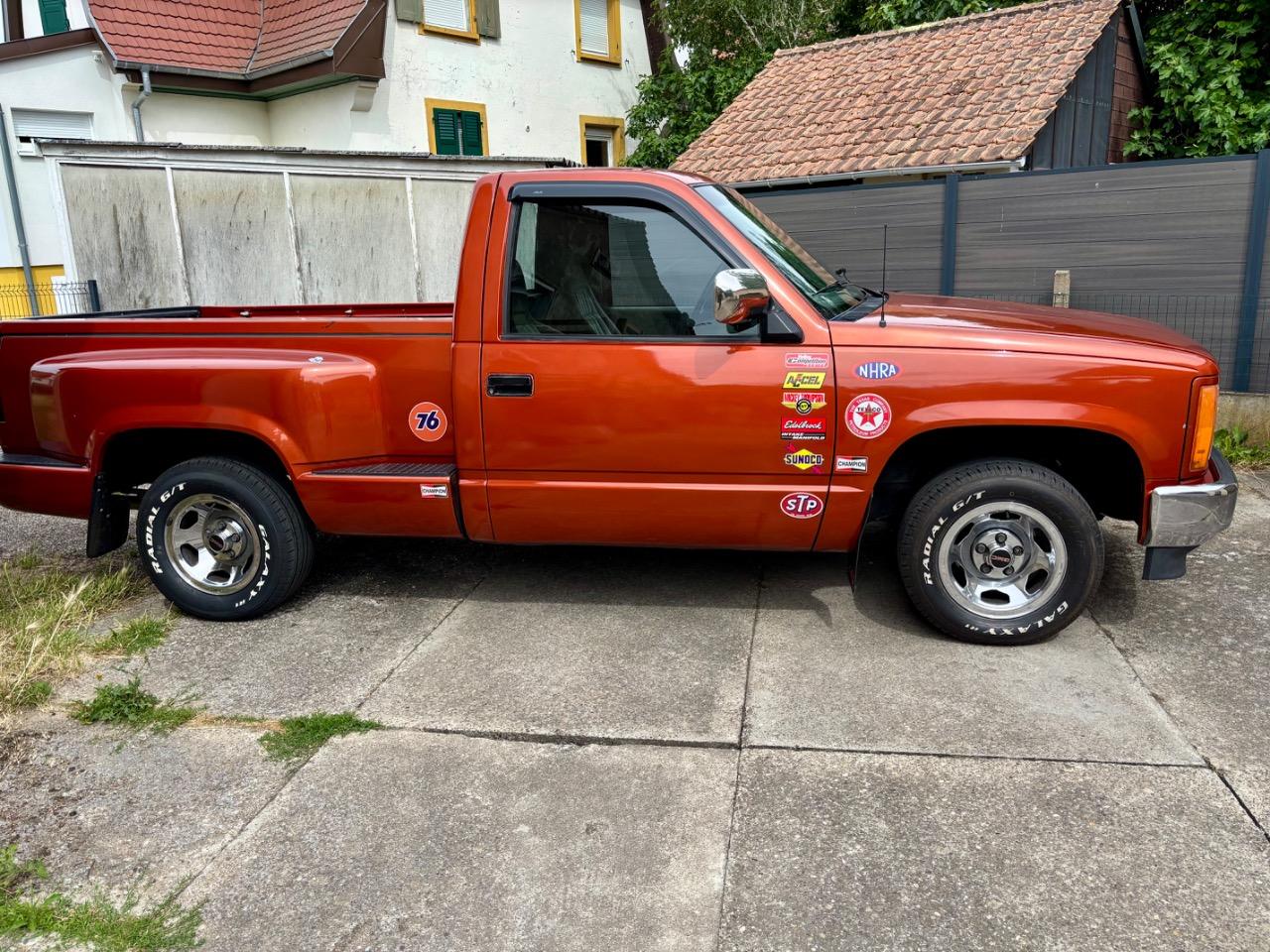 GMC Sierra Pick up stepside - 1991 LesAnciennes.com