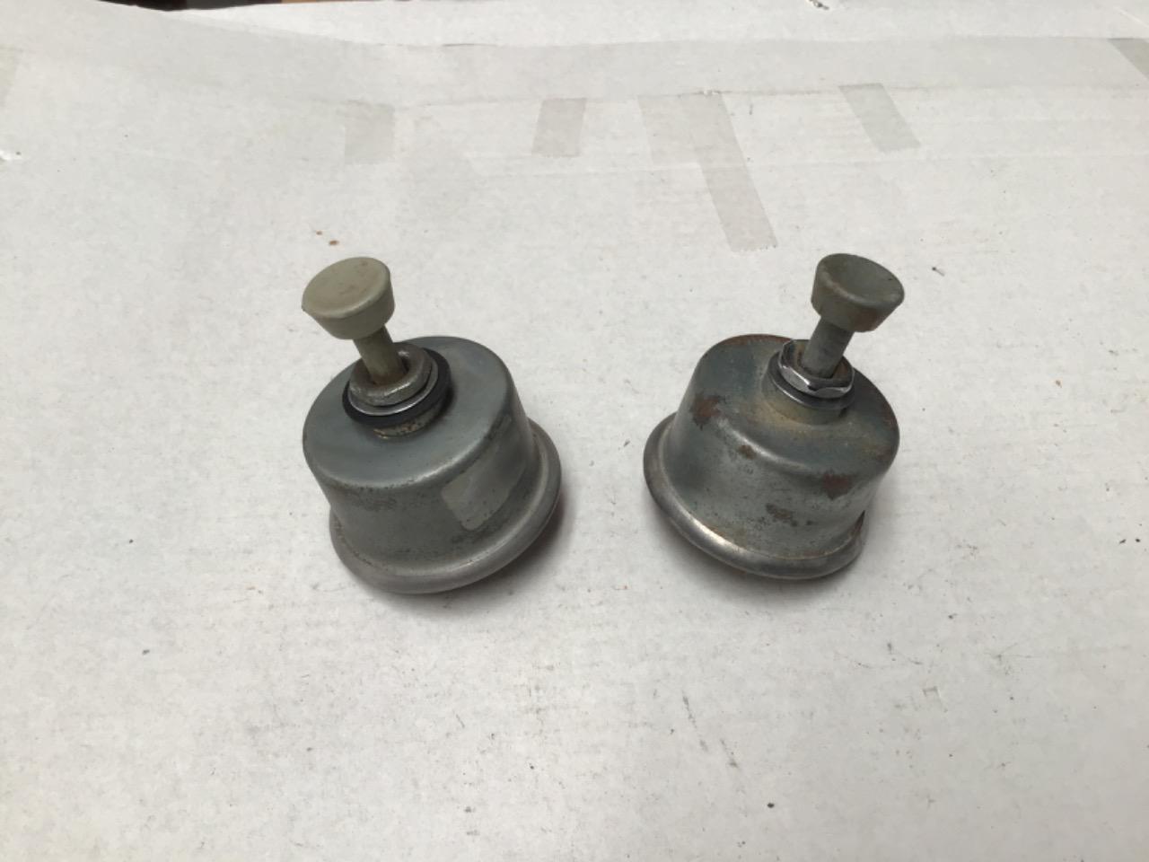 POMPE LAVE GLACE PEUGEOT 203/403 LesAnciennes.com