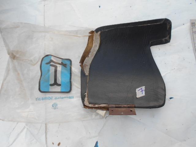 Couvercle de relais pour De Tomaso Pantera LesAnciennes.com