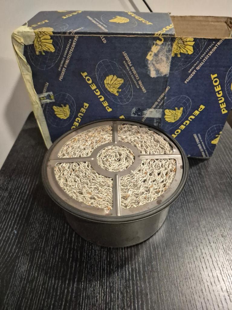 Filtre à Air Peugeot 305 LesAnciennes.com