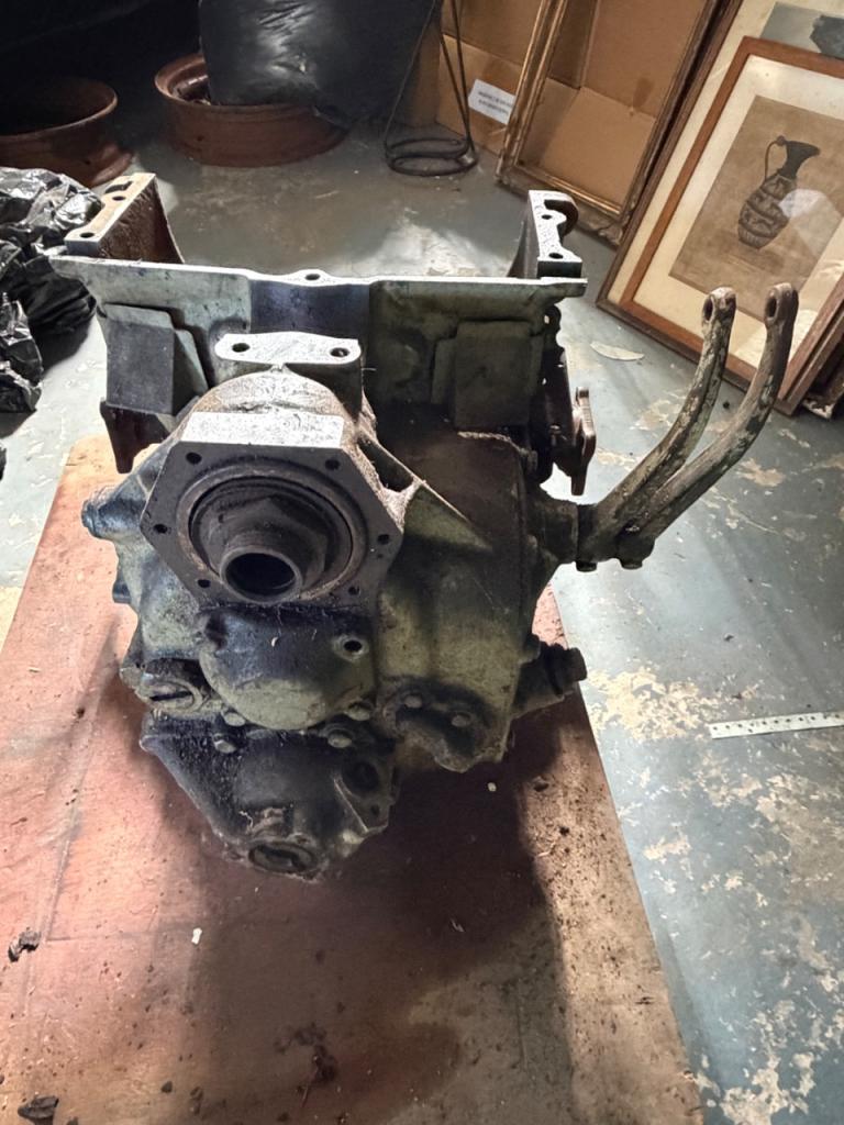 Boite de vitesse CITROEN Traction 15/6 D LesAnciennes.com