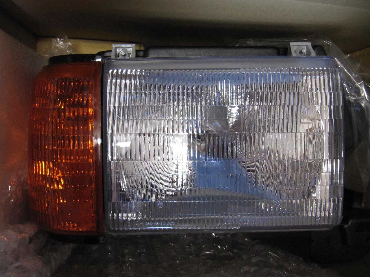 PHARE DROIT LesAnciennes.com