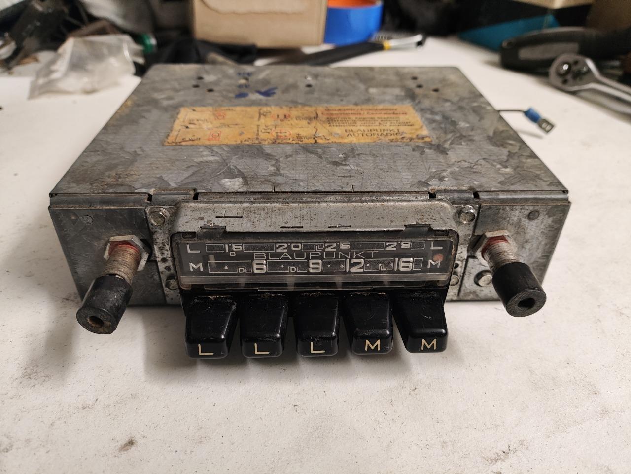 Autoradio collection Blaupunkt LesAnciennes.com