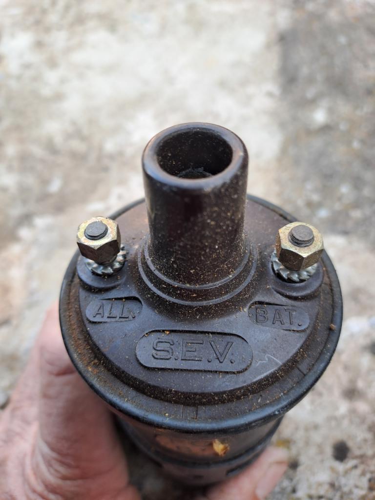 Bobine 6v LesAnciennes.com