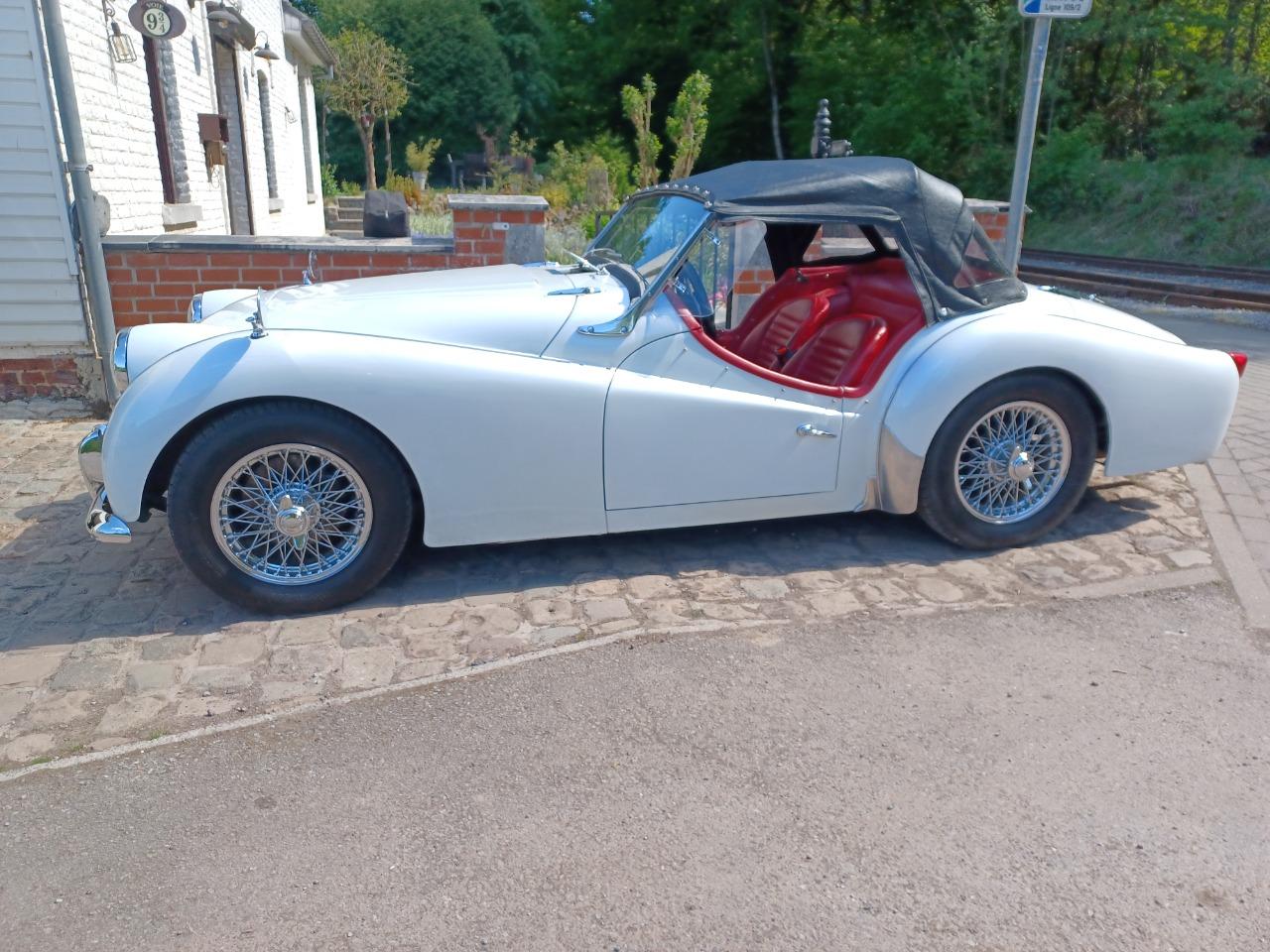 TRIUMPH TR3A - 1960 LesAnciennes.com