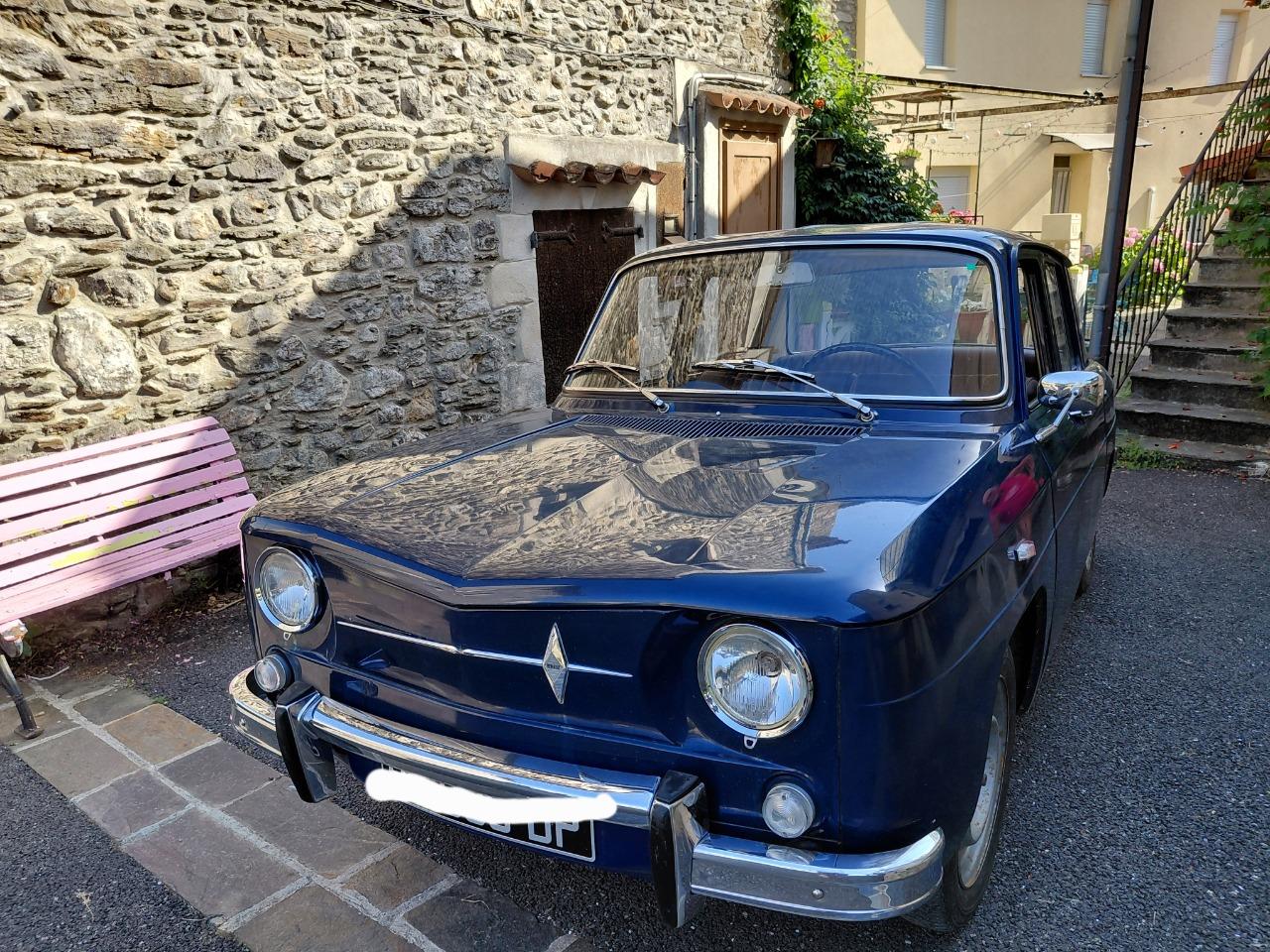 RENAULT Renault 8 - 1967 LesAnciennes.com