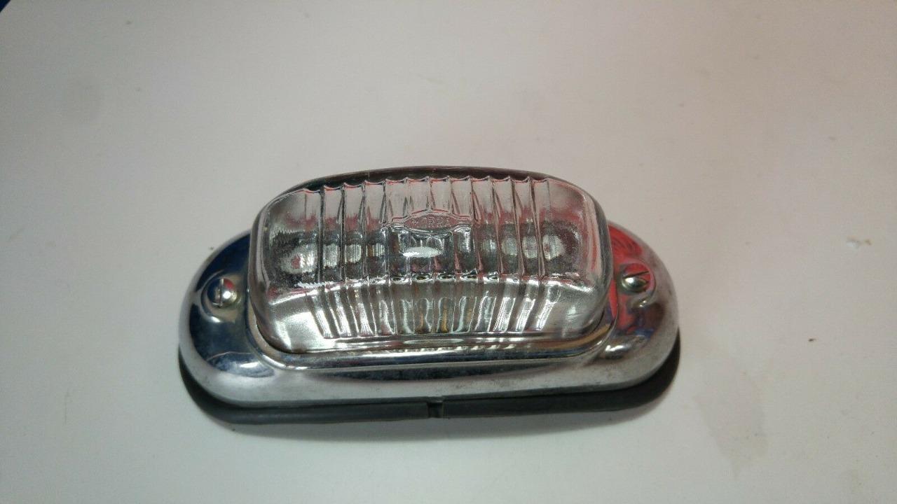 Feux avant FIAT 1100 103 I industriale LesAnciennes.com