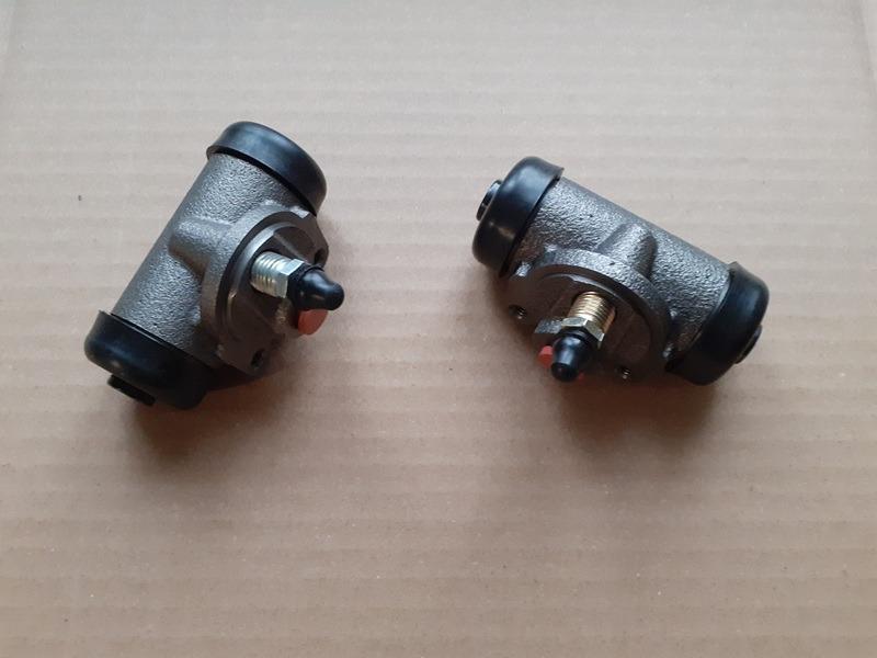 Cylindre de roue PEUGEOT 203 LesAnciennes.com