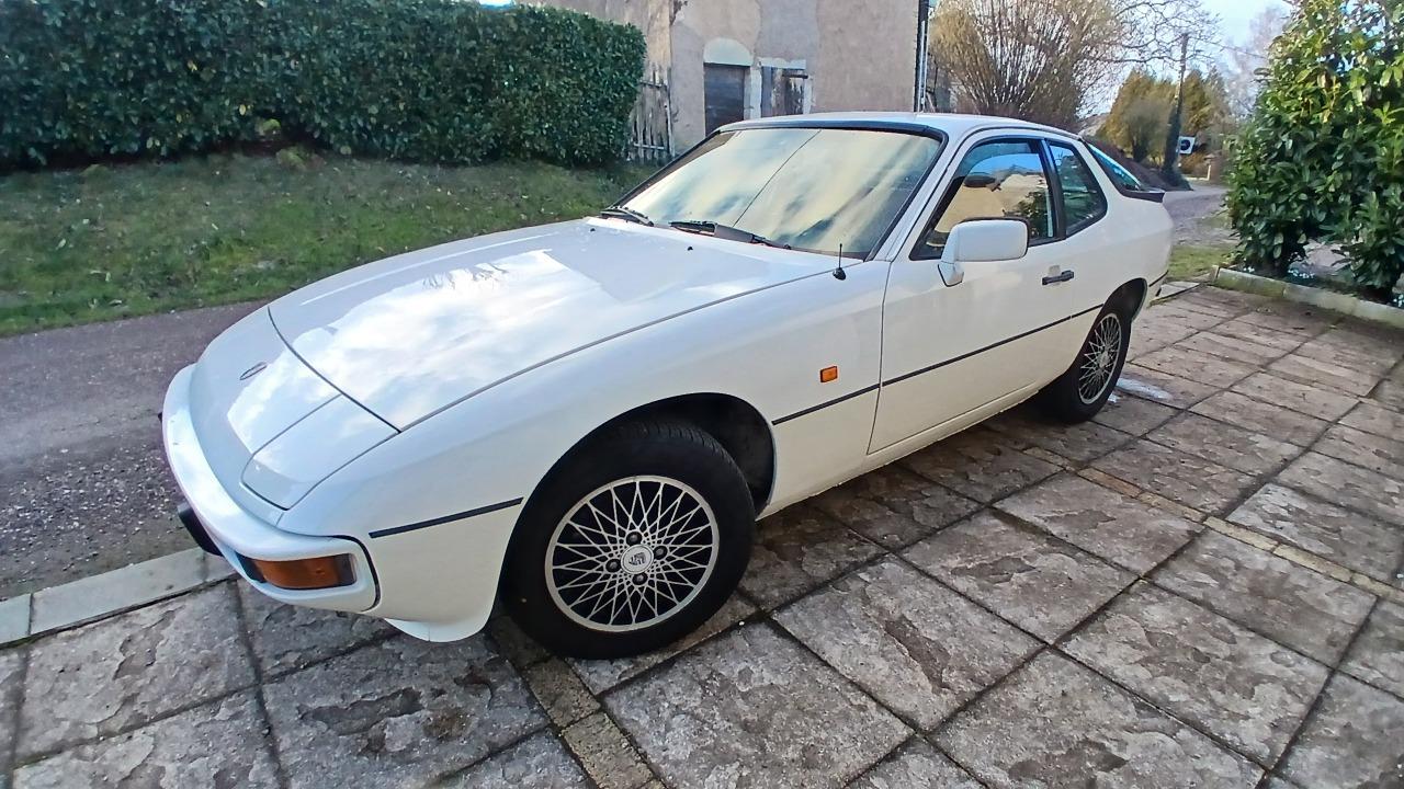PORSCHE 924 2.0 - 1984 LesAnciennes.com