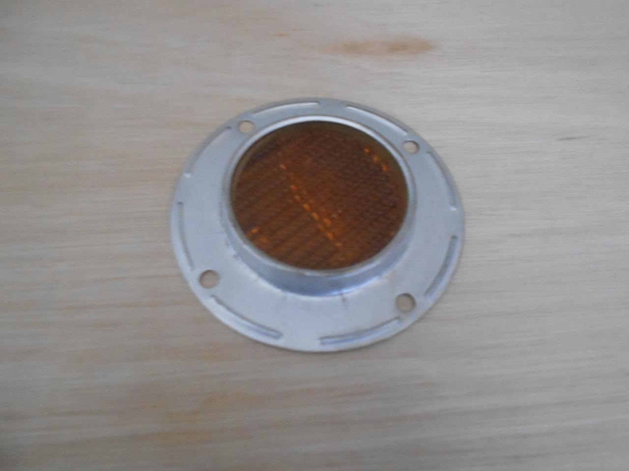 Cataphote Orange camionnettes remorques LesAnciennes.com