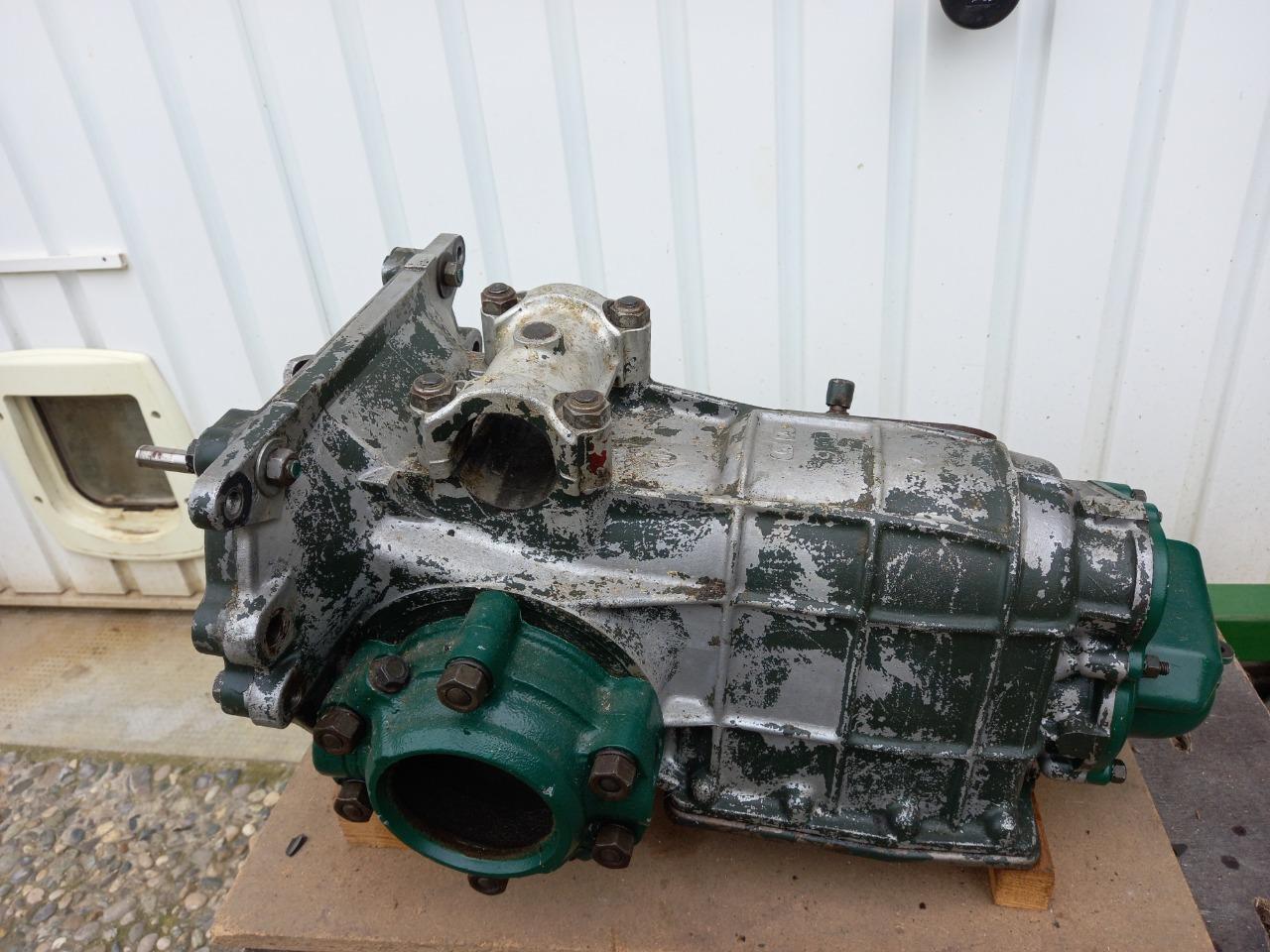 BOITE DE VITESSES POUR RENAULT 4CV R1062 LesAnciennes.com