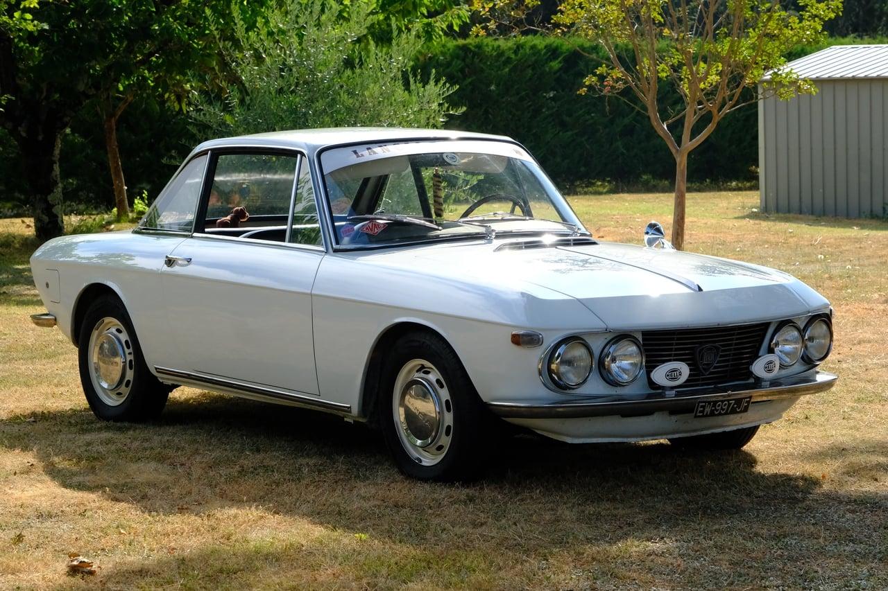 1965 Lancia Fulvia Coupé 1.2 LesAnciennes.com