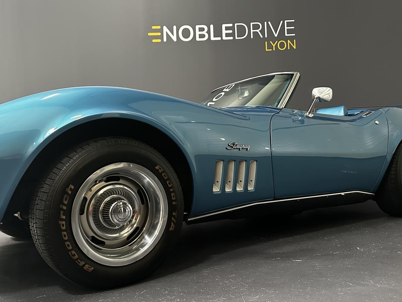 CHEVROLET Corvette C3 STINGRAY 5.7 V8 - 1969 LesAnciennes.com