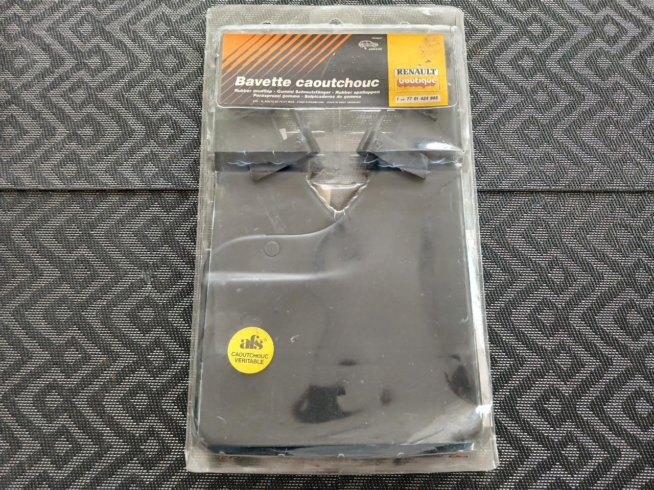 Bavettes arrière RENAULT Twingo 1 LesAnciennes.com