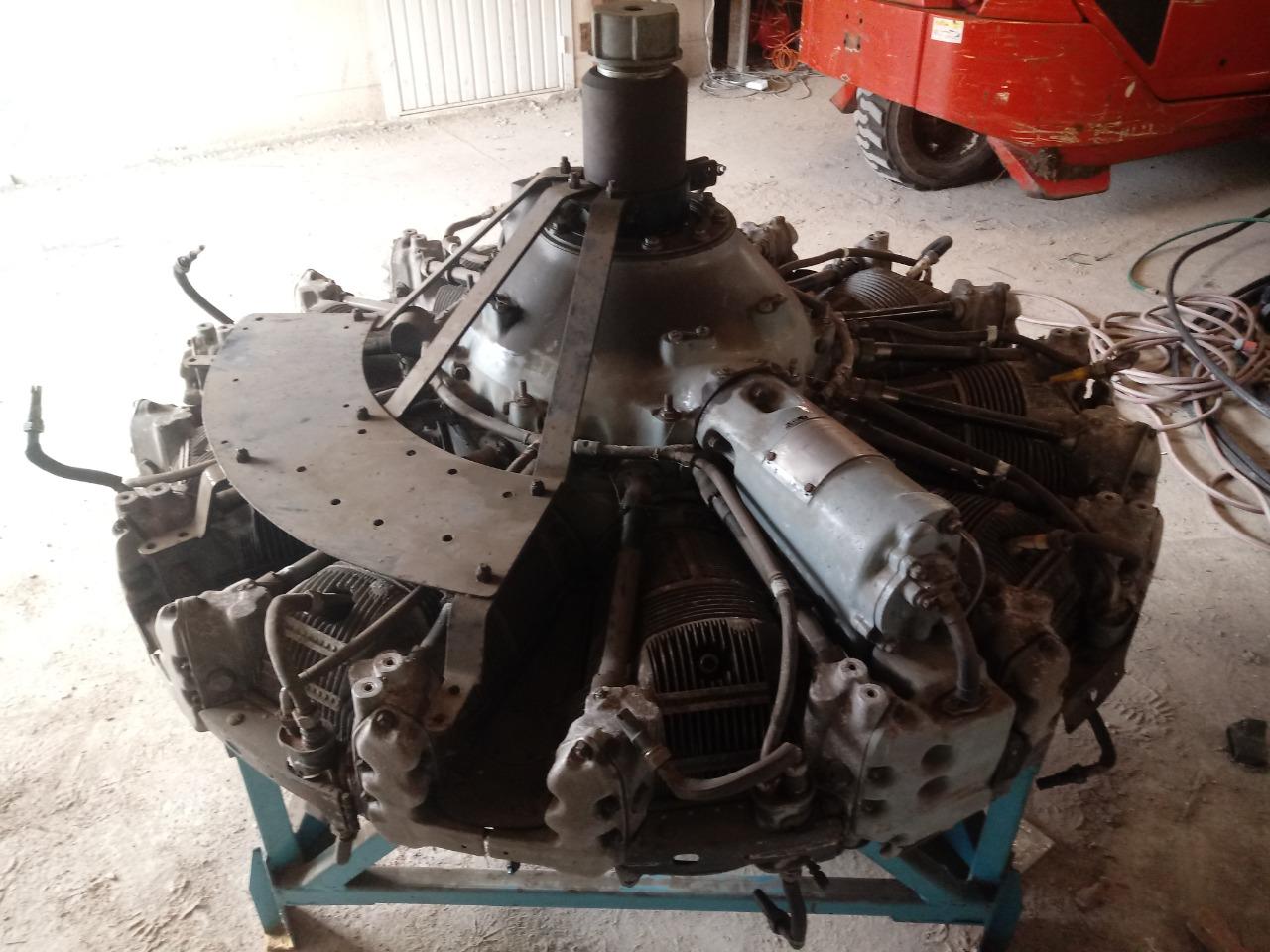 Curtiss-Wright Cyclone 9 R1820 moteur LesAnciennes.com