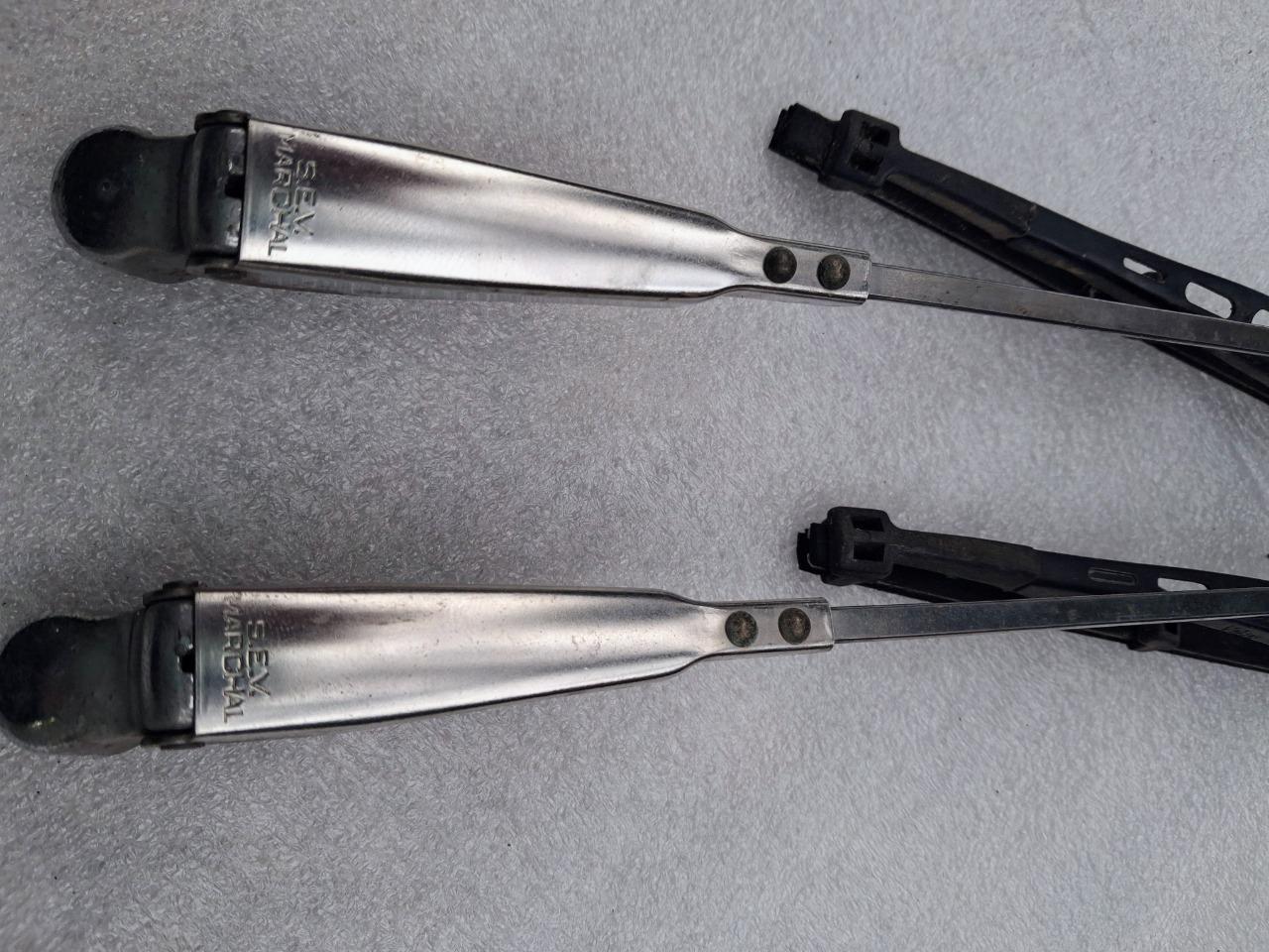 Bras essuie glace CITROEN 2CV LesAnciennes.com