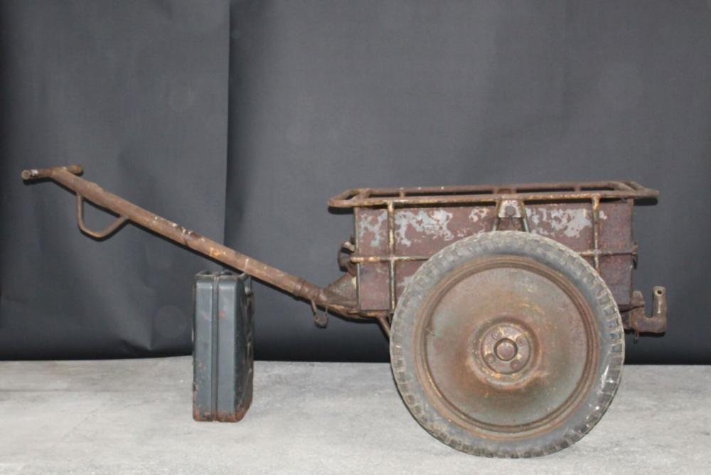 REMORQUE INFANTERIE IF8 BMW R75/ZÜNDAPP KS750 LesAnciennes.com