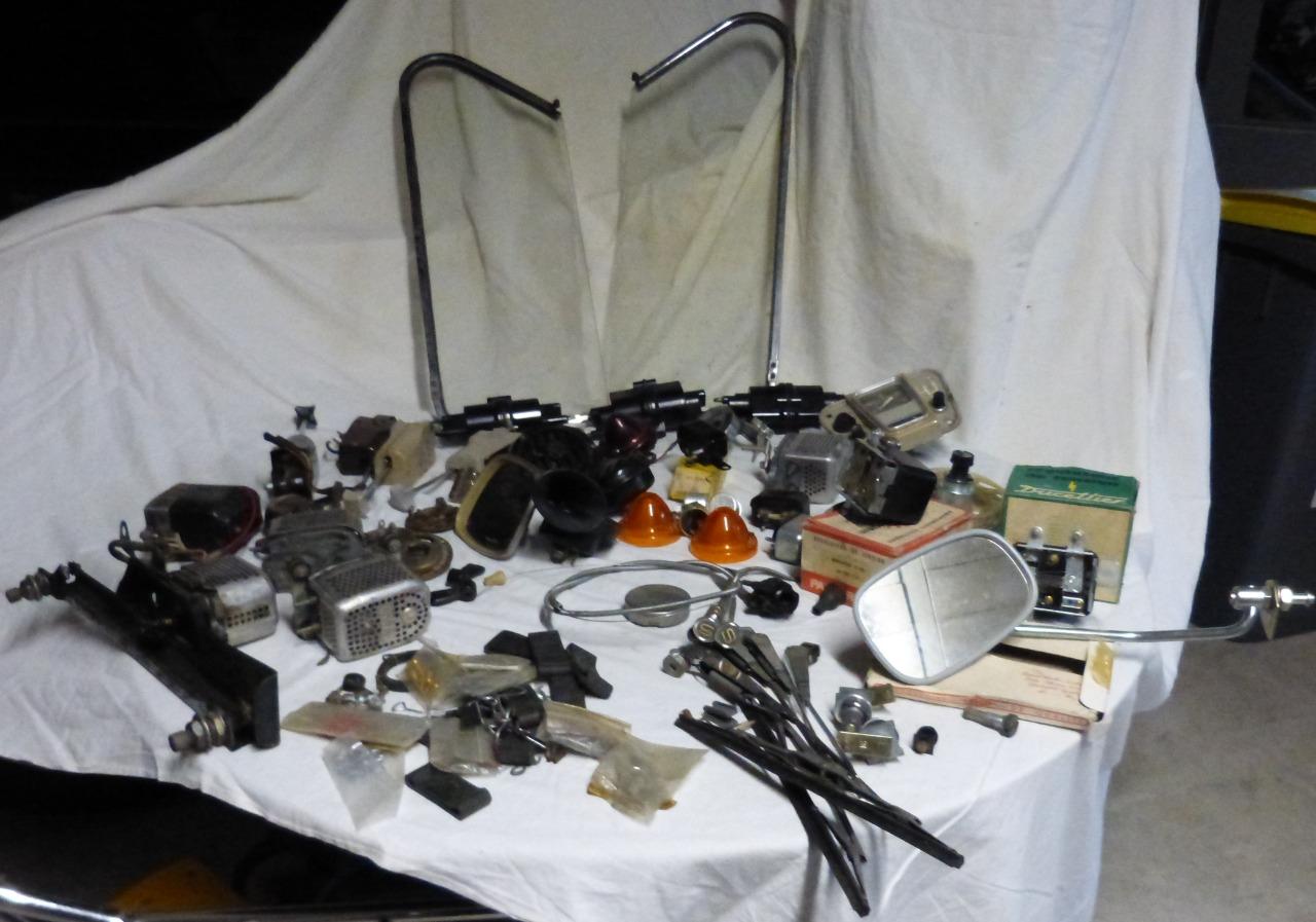 Lot de pièces CITROEN 2CV AZ LesAnciennes.com