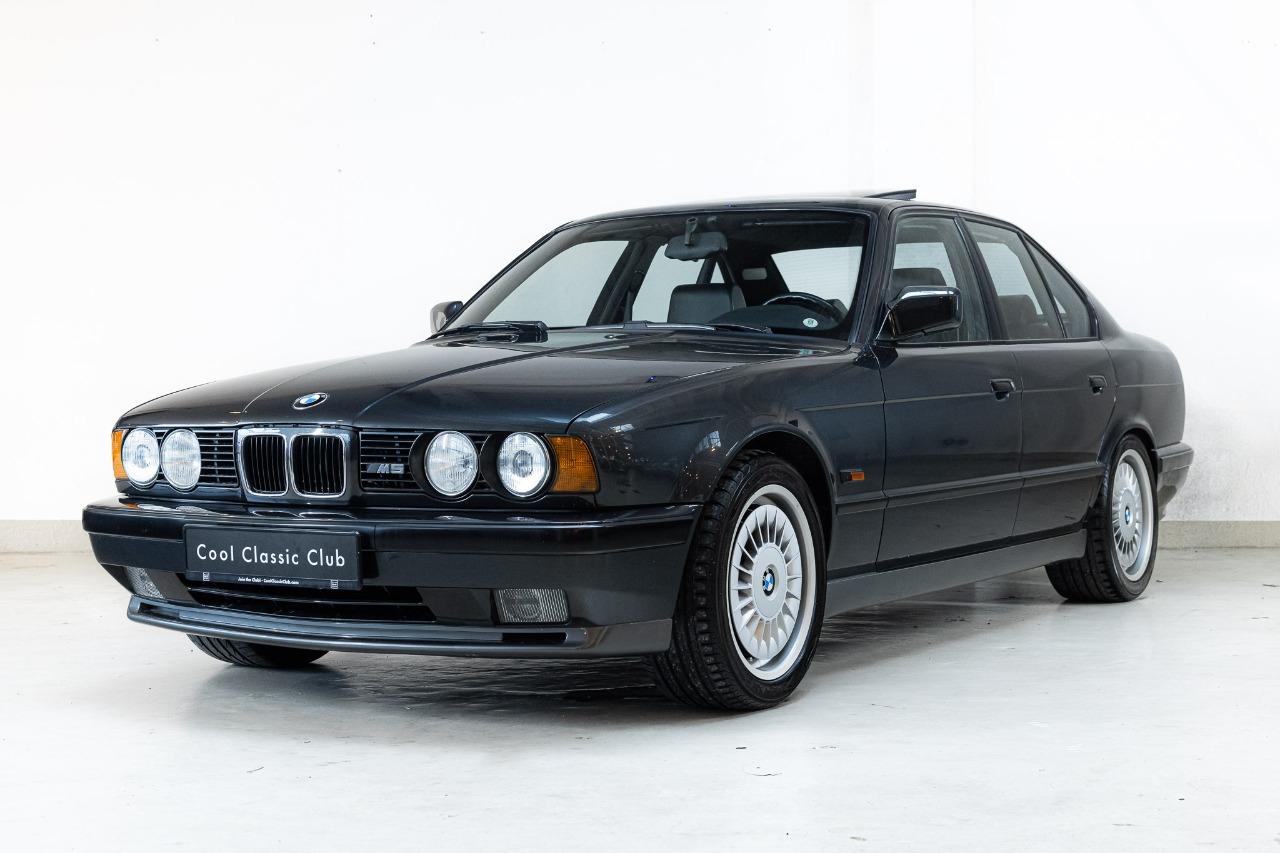 BMW E34 M5 - 1993 LesAnciennes.com