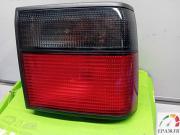 image_0-082079 – FEU ARRIERE DROIT FUME RENAULT 21 R21