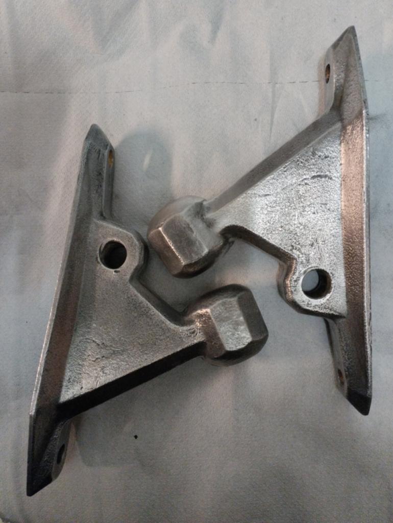 Support phare CITROEN 10HP LesAnciennes.com