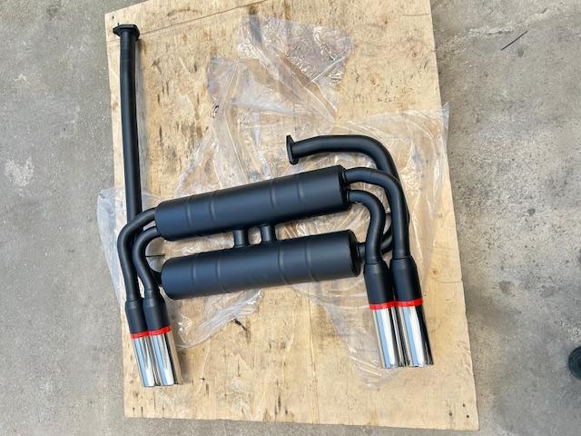 Silencieux d'échappement pour Ferrari Dino 246 LesAnciennes.com