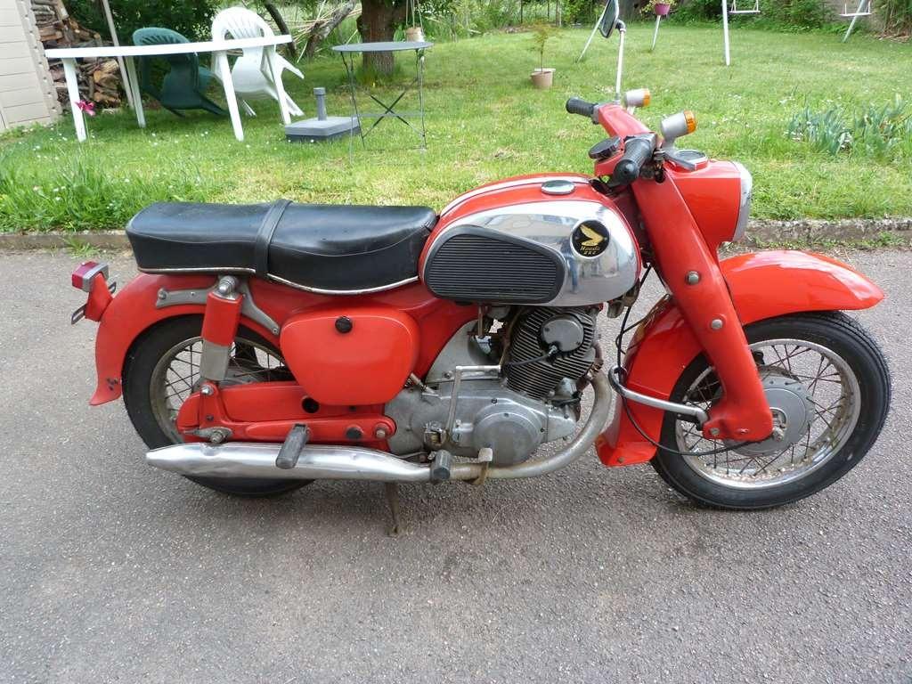 HONDA C72 dream - 1963 LesAnciennes.com