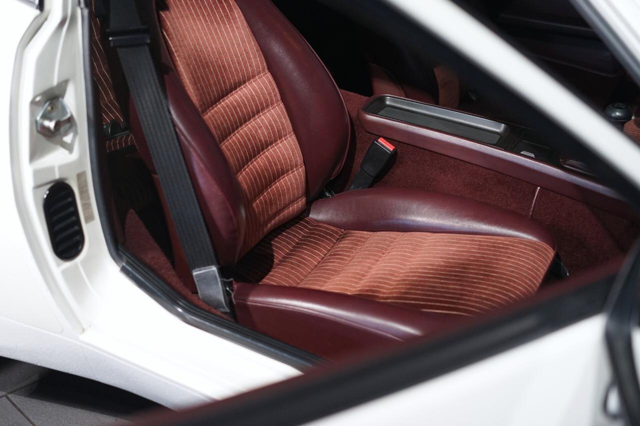 PORSCHE 944 S 2.5 - 1987 LesAnciennes.com