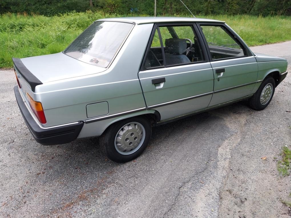 RENAULT 9 (R9) - 1983 LesAnciennes.com
