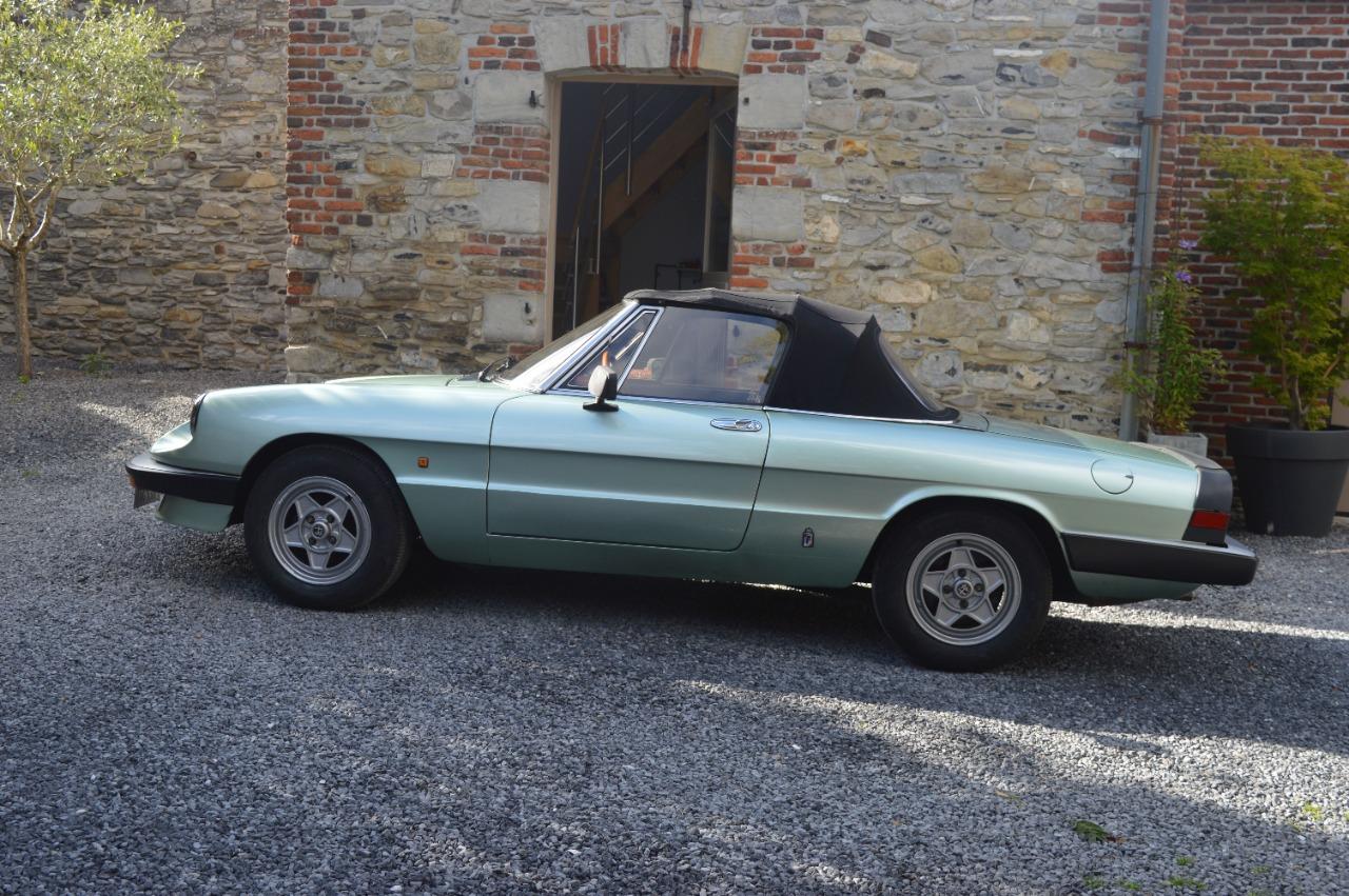 ALFA ROMEO Spider série 3 - 1985 LesAnciennes.com