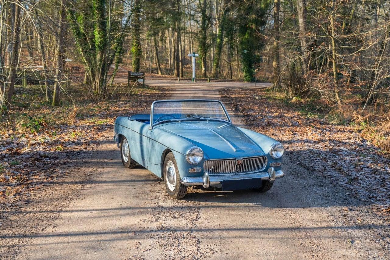 1964 MG Midget LesAnciennes.com