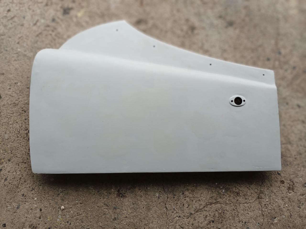 Porte TRIUMPH TR3A LesAnciennes.com