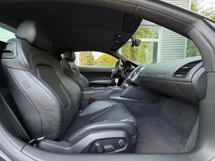 AUDI R8 Boite manuelle LesAnciennes.com