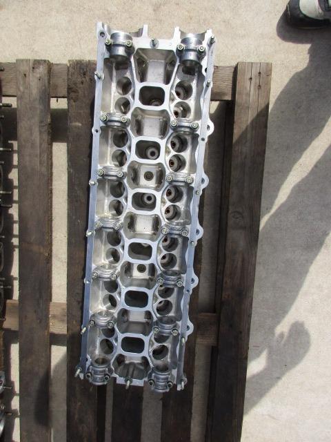 Culasse gauche Ferrari Testarossa LesAnciennes.com