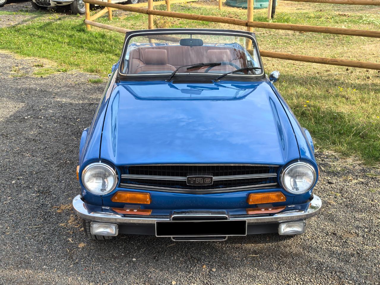 TRIUMPH TR6 - 1974 LesAnciennes.com