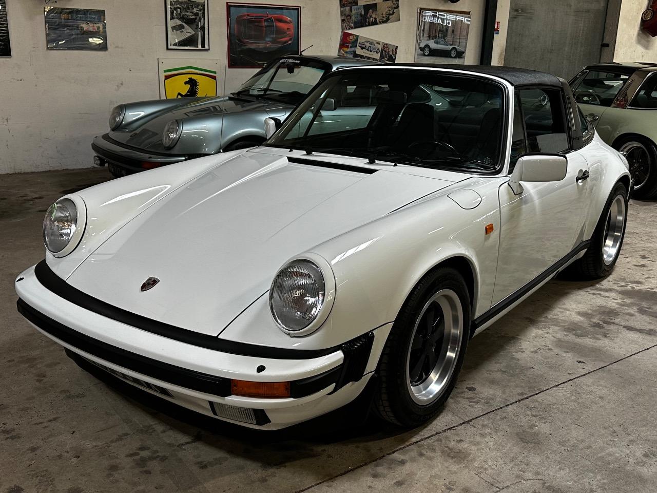 PORSCHE 911 3.2L Targa - 1985 LesAnciennes.com